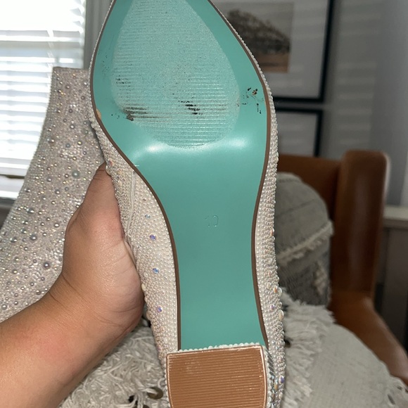 CADY IVORY WHITE BOOTS - Picture 9 of 12